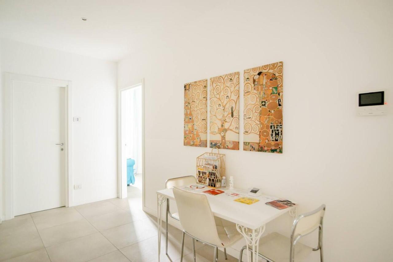 Guesthouse Tree Rooms Modern Bergamo Dış mekan fotoğraf