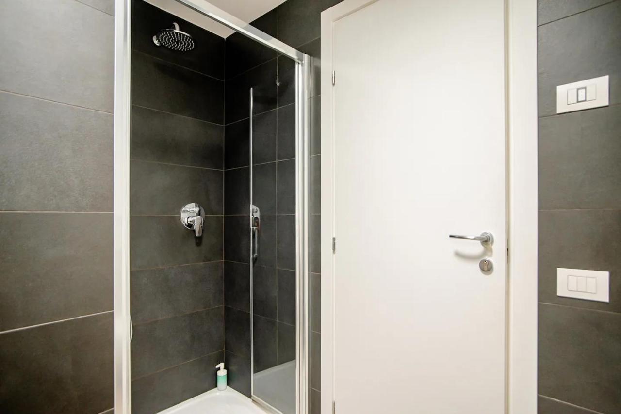 Guesthouse Tree Rooms Modern Bergamo Dış mekan fotoğraf