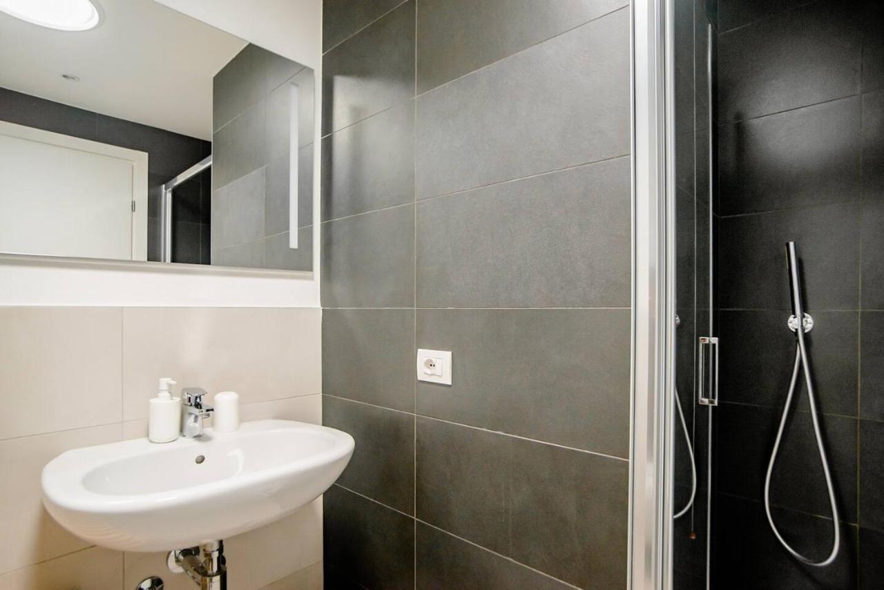 Guesthouse Tree Rooms Modern Bergamo Dış mekan fotoğraf
